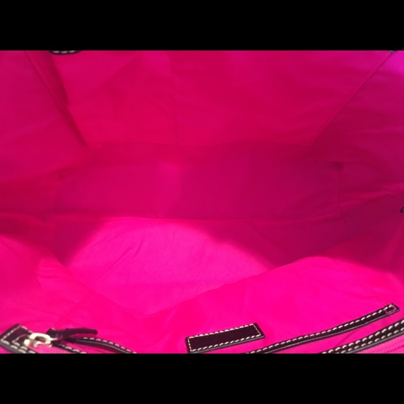 Walt DISNEY Dooney & Bourke New 2019 Cats PURSE - Picture 9 of 9